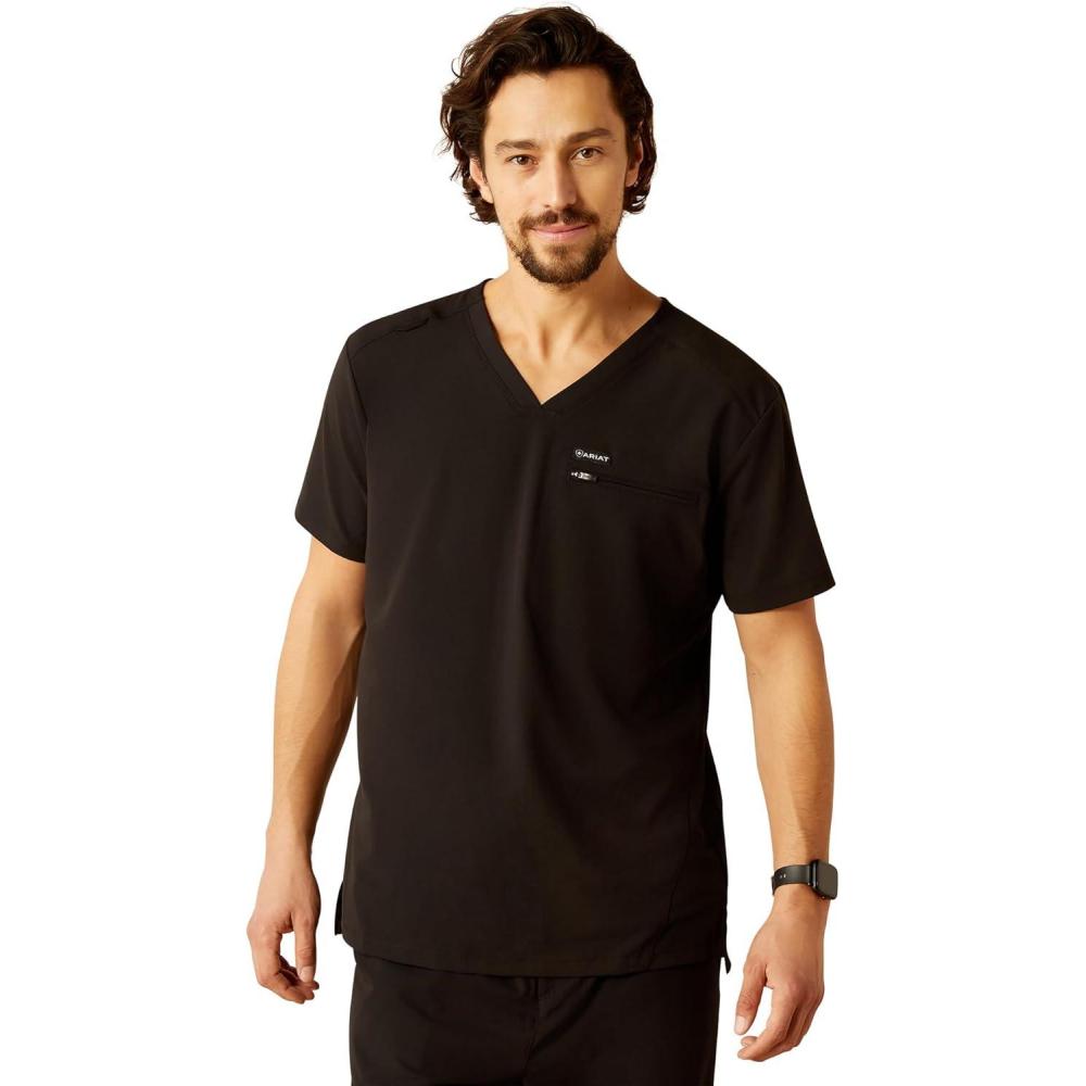 imageARIAT Mens Whitman Two Pocket Scrub TopBlack
