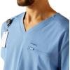 ARIAT Men’s Whitman Two Pocket Scrub Top(Light Blue Heather)