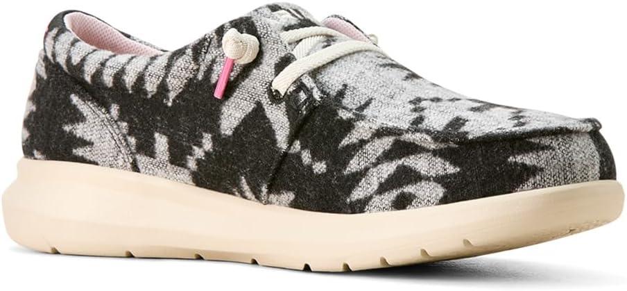 imageARIAT Unisex Youth Hilo ShoeBlack White Flannel Blanket