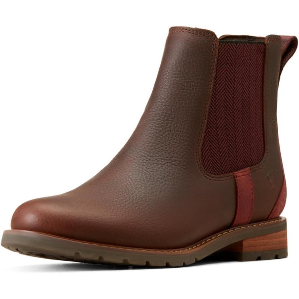 imageAriat Womens Wexford Waterproof BootDark Brown