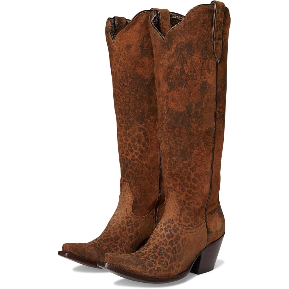 imageARIAT womens CasanovaDistressed Leopard